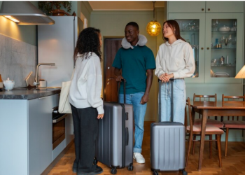 Carlisle Travel Management Review: What You Can Get for Around $960 Per Night in a Luxe Rental Home on Airbnb