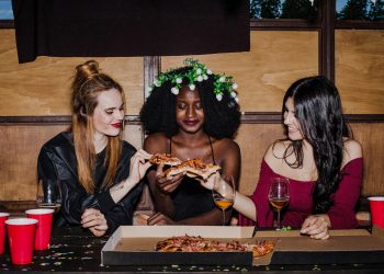 Explore Music City with a Nashville Walking Tour