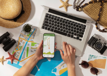Smart Hotel Booking Strategies with Traveloka Malaysia