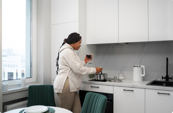 Why Bespoke Splashbacks Are the Perfect Choice for Modern Kitchens